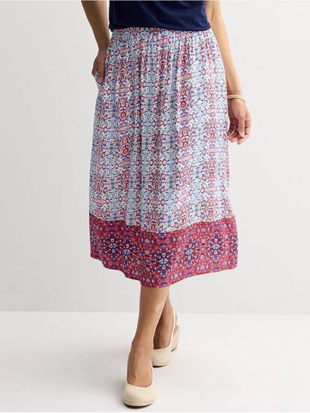 croft & barrow White Midi Skirt with Red Border and Multicolor Tile Print